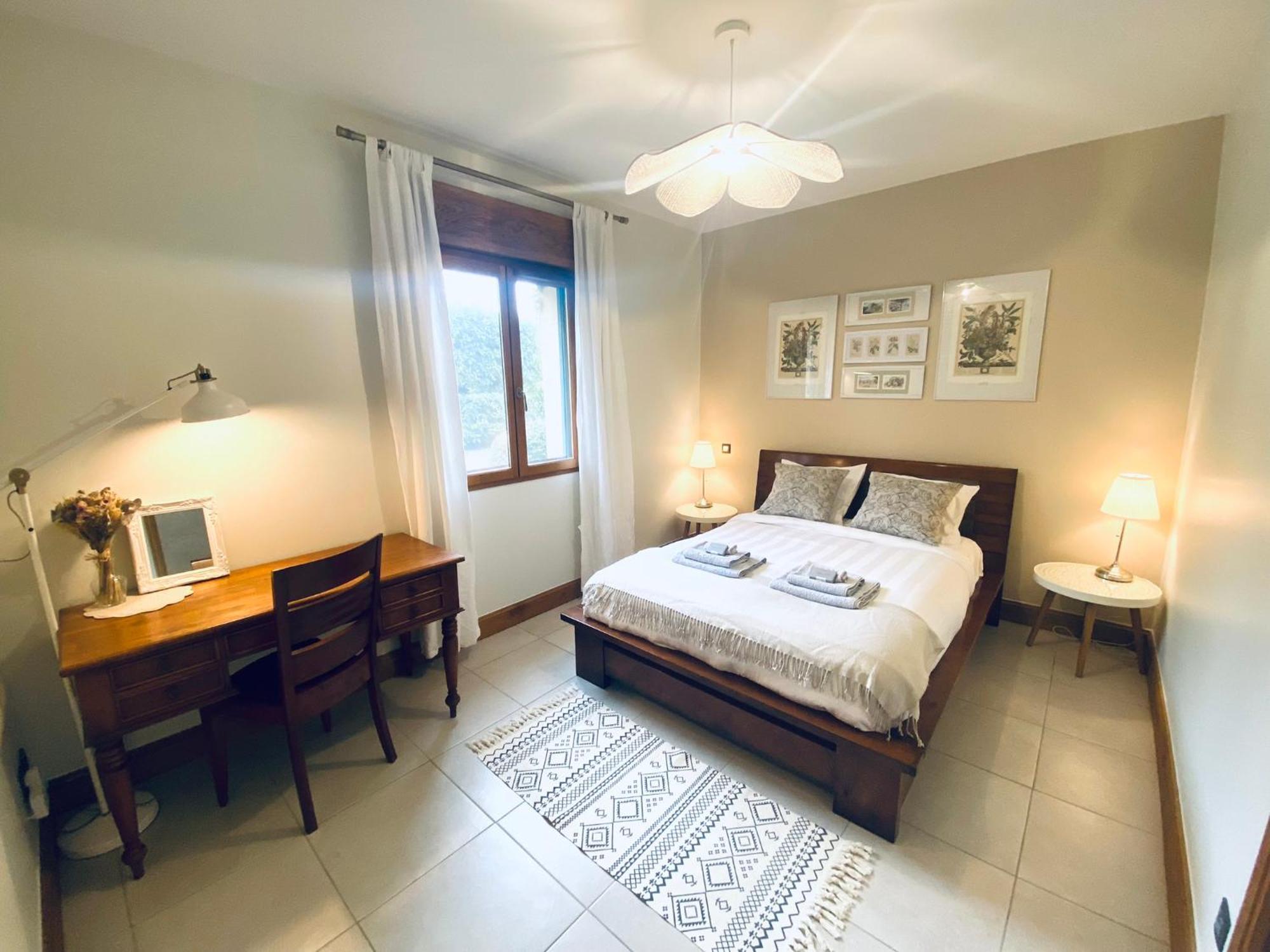 BézenacLe Hibou Heureux住宿加早餐旅馆 外观 照片